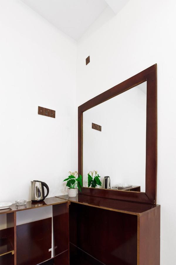 Gold Crown Residence 담불라 외부 사진